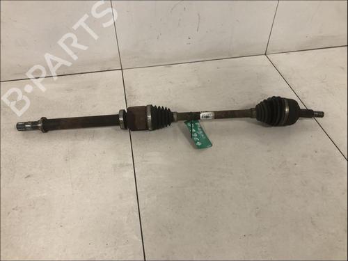 Used Right front driveshaft Right front driveshaft VW GOLF III (1H1) 1.9 D (64 hp) 33587077 33587077