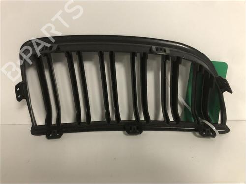 Grill Grill BMW 3 (E90) 320 d (163 hp) 33579677 33579677