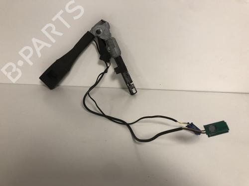 seat-buckle-opel-corsa-d-s07-2006-2007-2008-2009-2010-2011-2012-2013-2014-2015-37418507 main image
