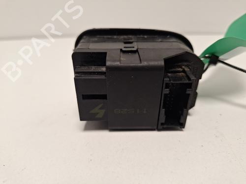 Used Left front window switch Left front window switch PEUGEOT 306 Hatchback (7A, 7C, N3, N5) [1993-2003] 33590819 33590819