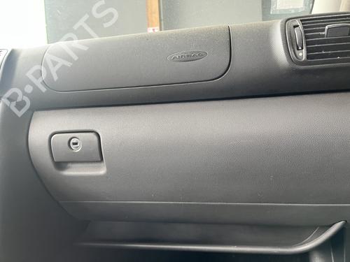 Used Glove box Glove box SEAT LEON (1M1) 1.9 TDI (110 hp) 34705734 34705734