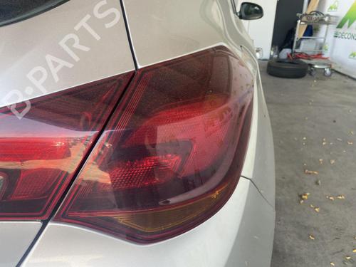 Used Right taillight Right taillight 37474910 37474910