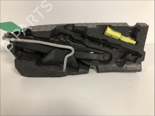 Used Other Other PEUGEOT 208 I (CA_, CC_) 1.6 BlueHDi 100 (100 hp) 33586847 33586847