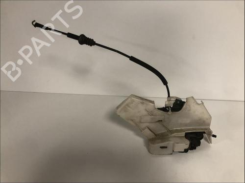 Used Rear left lock Rear left lock VW BORA I (1J2) 1.6 (102 hp) 33586662 33586662