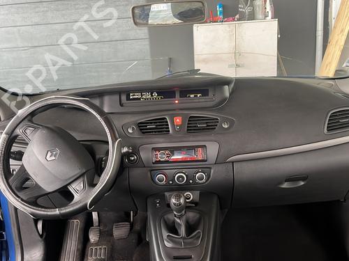 Cruscotto Cruscotto RENAULT SCÉNIC III (JZ0/1_) 1.5 dCi (106 hp) 35915321 35915321