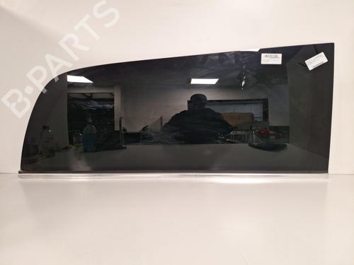rear-right-quarter-glass-mercedes-benz-v-class-w447-2014-33585962 main image