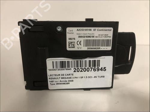 Used Card reader Card reader RENAULT MEGANE III Hatchback (BZ0/1_, B3_) [2008-2026] 33580071 33580071