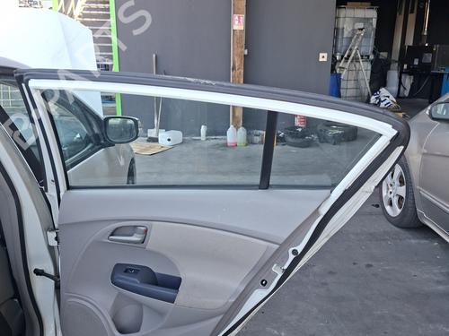 Used Rear right window mechanism Rear right window mechanism HONDA INSIGHT (ZE_) 1.3 IMA (ZE28, ZE2) (88 hp) 36094977 36094977