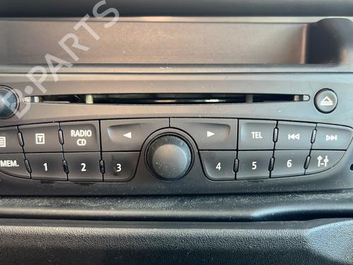 Used Radio Radio RENAULT ESPACE IV (JK0/1_) 2.0 dCi (JK02, JK03) (131 hp) 33602569 33602569