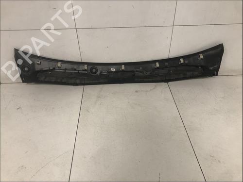 Used Scuttle panel Scuttle panel RENAULT MEGANE III Hatchback (BZ0/1_, B3_) 1.5 dCi (86 hp) 33586227 33586227