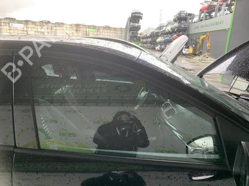 front-right-door-window-renault-megane-iii-hatchback-bz01_-b3_-2008-33680770 main image