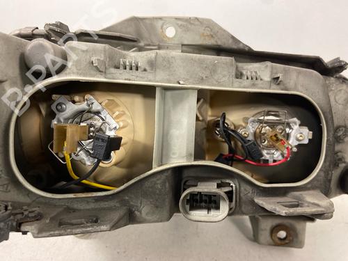 Used Left headlight Left headlight 39256739 39256739