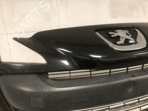 Used Front bumper Front bumper 38058444 38058444