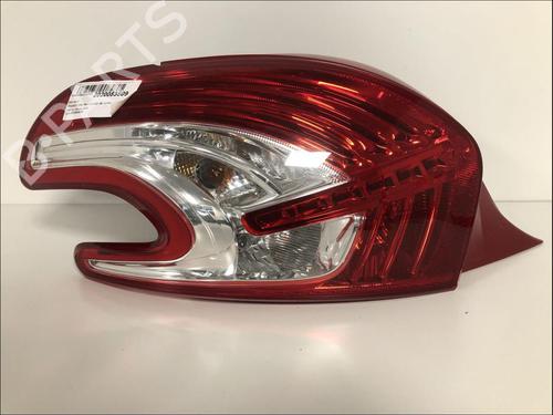 Used Left taillight Left taillight 33588750 33588750