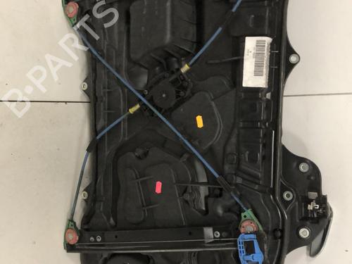 Used Front right window mechanism Front right window mechanism LANCIA YPSILON (843_) 1.3 JTD (843.AXD11, 843.AXD1A) (70 hp) 33594663 33594663