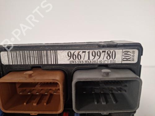 Fuse box CITROËN C3 II (SC_) 1.4 HDi 70 (SC8HZC, SC8HR0, SC8HP4) | BP33592118E1 - Image 2