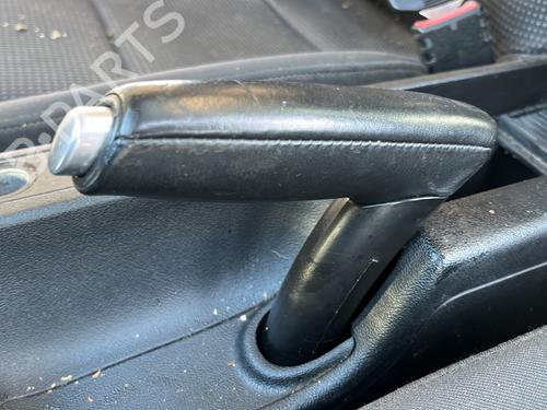 Freno de mano Freno de mano AUDI A3 Sportback (8PA) [2004-2015] 36581240 36581240