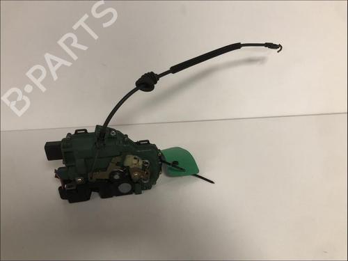 Used Front right lock Front right lock VW BORA I (1J2) 1.6 (102 hp) 33586661 33586661