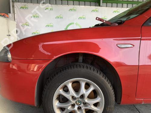 Guarda-lamas esquerdo Guarda-lamas esquerdo ALFA ROMEO 147 (937_) [2000-2010] 35912833 35912833