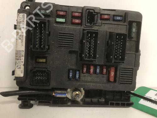 Used Fuse box Fuse box CITROËN C5 I (DC_) 2.2 HDi (DC4HXB, DC4HXE) (133 hp) 33595778 33595778