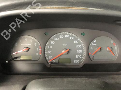 Used Instrument cluster Instrument cluster VOLVO S40 I (644) 1.8 (116 hp) 35913727 35913727