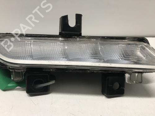Used Right daytime light Right daytime light RENAULT CLIO IV (BH_) 1.5 dCi 90 (90 hp) 33601171 33601171