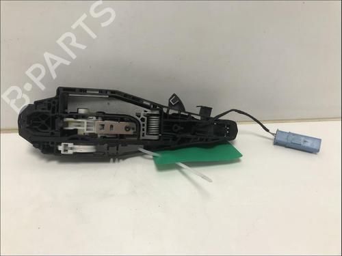 Used Front right exterior door handle Front right exterior door handle DS DS 7 Crossback (J4_, JR_, JC_) 1.6 PureTech 225 (J45GCR, J45GGR) (224 hp) 33577437 33577437