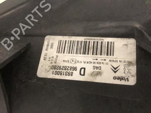 Used Right headlight Right headlight PEUGEOT PARTNER Box Body/MPV 1.6 HDi (75 hp) 33599863 33599863