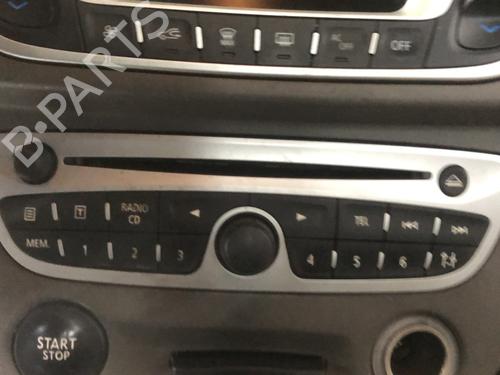 Used Radio Radio RENAULT MEGANE III Hatchback (BZ0/1_, B3_) 1.5 dCi (86 hp) 35915455 35915455
