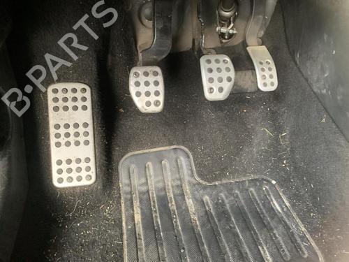 pedal-citroen-ds3-sa_-2009-2010-2011-2012-2013-2014-2015-2016-35913610 main image