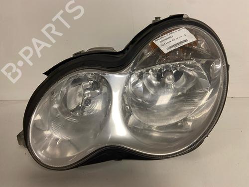 Used Left headlight Left headlight MERCEDES-BENZ C-CLASS (W203) C 180 Kompressor (203.046) (143 hp) 34227333 34227333