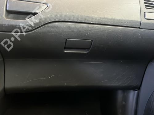 glove-box-toyota-auris-_e15_-2006-2007-2008-2009-2010-2011-2012-2013-33851259 main image