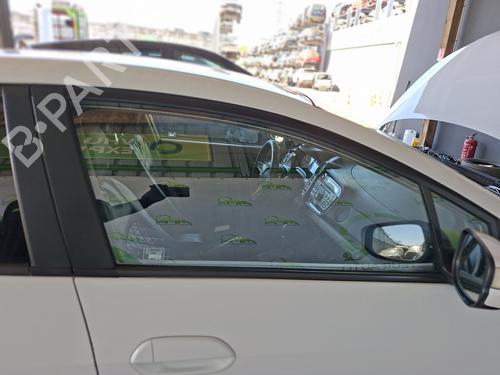 front-right-door-window-honda-insight-ze_-2009-34227397 main image