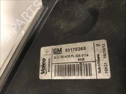 Used Right headlight Right headlight OPEL MERIVA A MPV (X03) 1.6 16V (E75) (100 hp) 33582837 33582837