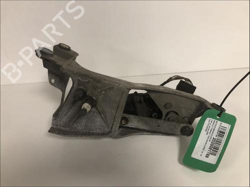 Used Front wiper motor Front wiper motor RENAULT TWINGO I (C06_) [1993-2012] 33586998 33586998