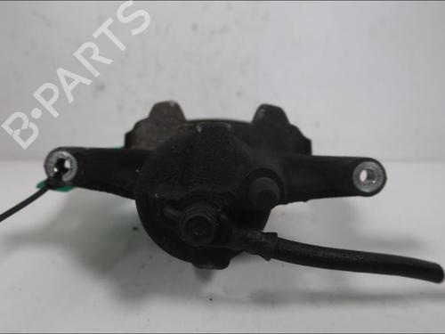 Used Right front brake caliper Right front brake caliper TOYOTA AURIS (_E18_) 1.4 D-4D (NDE180_, NDE180R) (90 hp) 33577174 33577174