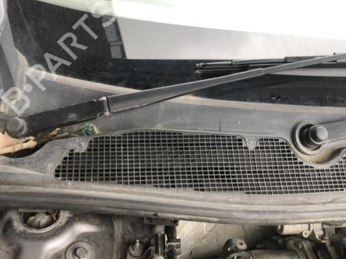 Used Front wiper motor Front wiper motor 33708576 33708576