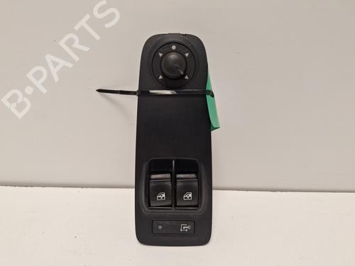 Used Left front window switch Left front window switch PEUGEOT BOXER Van 2.2 HDi 120 (120 hp) 33590860 33590860