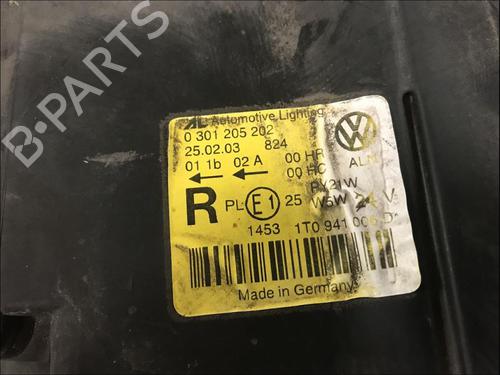 Used Right headlight Right headlight VW TOURAN (1T1, 1T2) 1.6 FSI (115 hp) 33574360 33574360