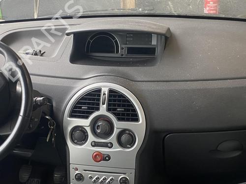 Instrumentbord Instrumentbord RENAULT MODUS / GRAND MODUS (F/JP0_) 1.5 dCi (JP0G, JP0H) (106 hp) 35916167 35916167