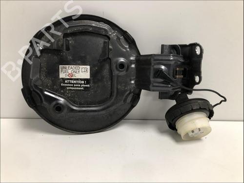 fuel-flap-toyota-rav-4-iv-_a4_-2012-2013-2014-2015-2016-2017-2018-2019-33574175 main image