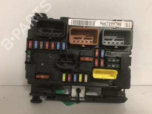 Used Fuse box Fuse box PEUGEOT 207 (WA_, WC_) 1.6 HDi (92 hp) 33598651 33598651