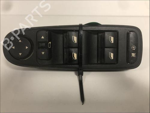 Used Left front window switch Left front window switch CITROËN C4 Picasso I MPV (UD_) [2006-2015] 33583268 33583268