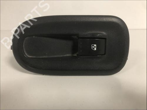 Used Right front window switch Right front window switch RENAULT KANGOO Express (FW0/1_) 1.5 dCi 70 (FW0A, KW0V) (68 hp) 33580586 33580586
