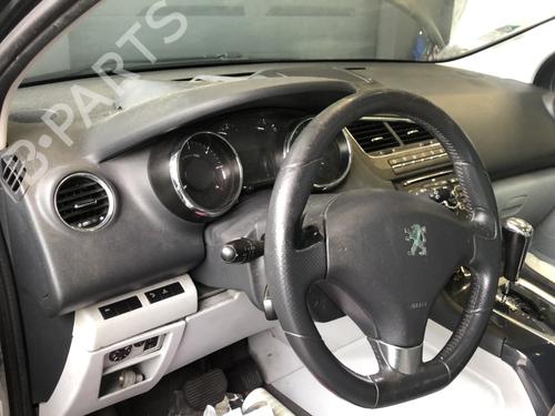 Used Dashboard Dashboard PEUGEOT 5008 (0U_, 0E_) 2.0 HDi (163 hp) 33601067 33601067