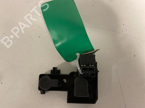 Used Lamp holder Lamp holder RENAULT LAGUNA II (BG0/1_) 1.9 dCi (BG08, BG0G) (120 hp) 33990647 33990647