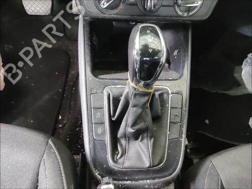 Used Gear lever Gear lever SKODA FABIA III (NJ3) [2014-2021] 33590286 33590286