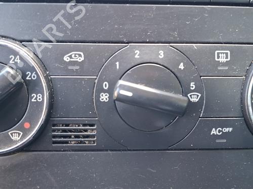 Used Climate control Climate control 36149459 36149459