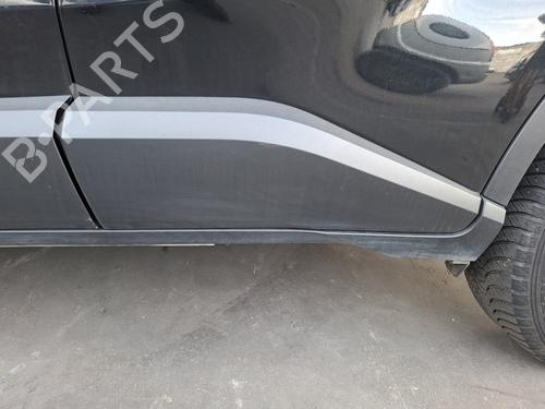 door-moulding-trim-toyota-c-hr-_x1_-2016-37752895 main image