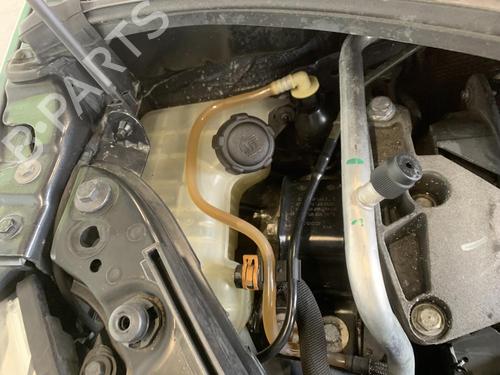 Used Expansion tank Expansion tank RENAULT SCÉNIC II (JM0/1_) [2003-2010] 33754507 33754507